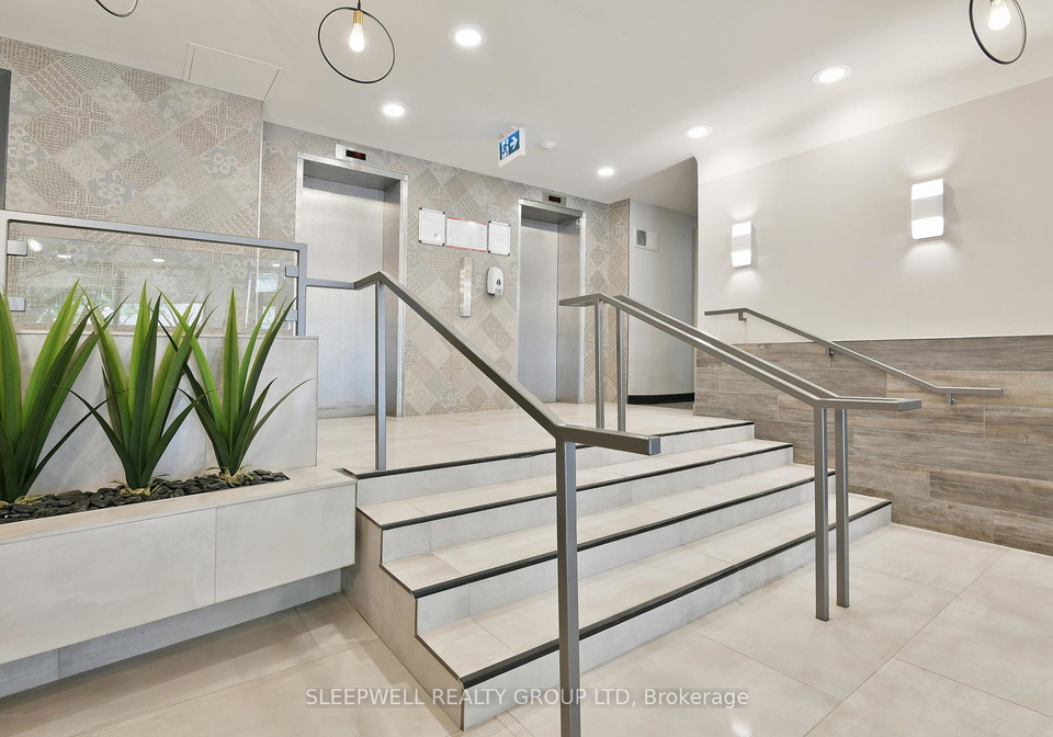 21-james-street-ottawa-ontario-x12449941