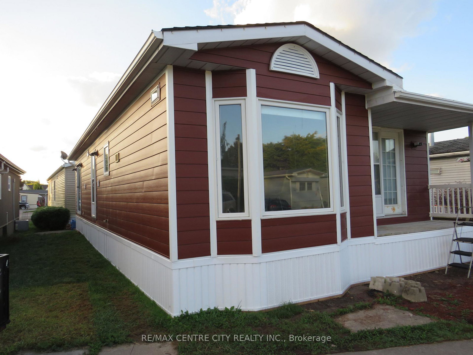 2189-dundas-street-e-london-east-ontario-x12449954
