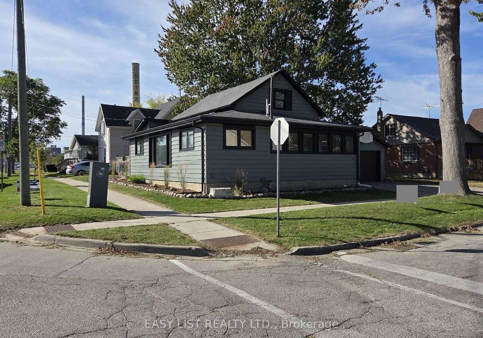 12-montgomery-street-leamington-ontario-x12450349