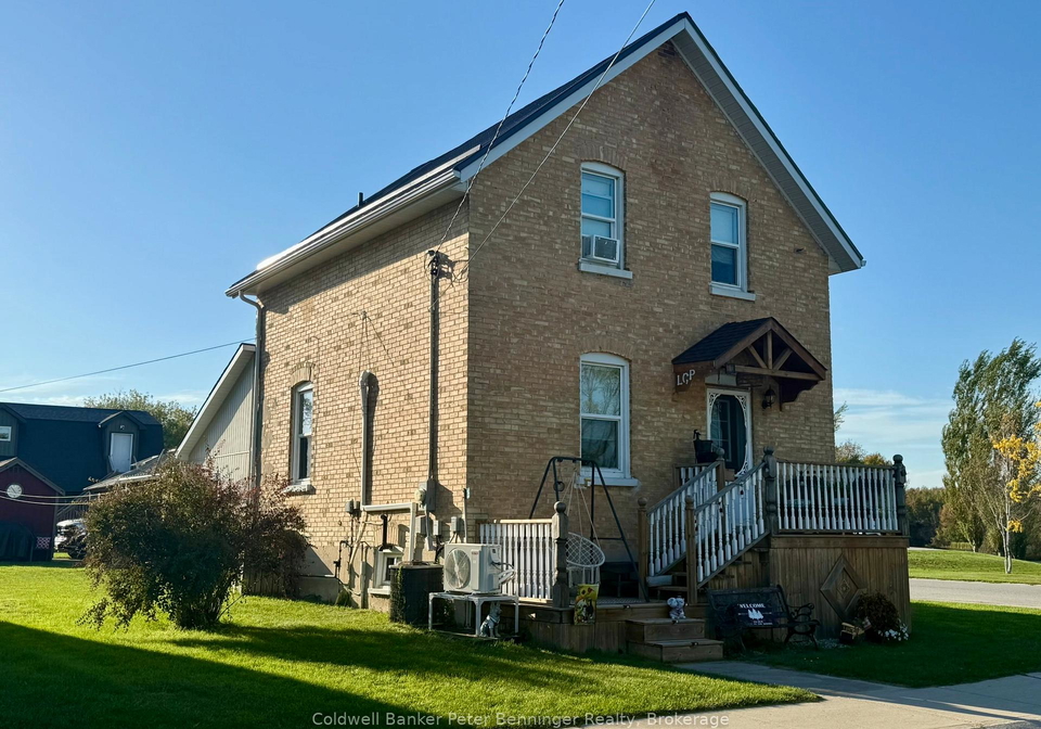 35-king-street-brockton-ontario-x12450354