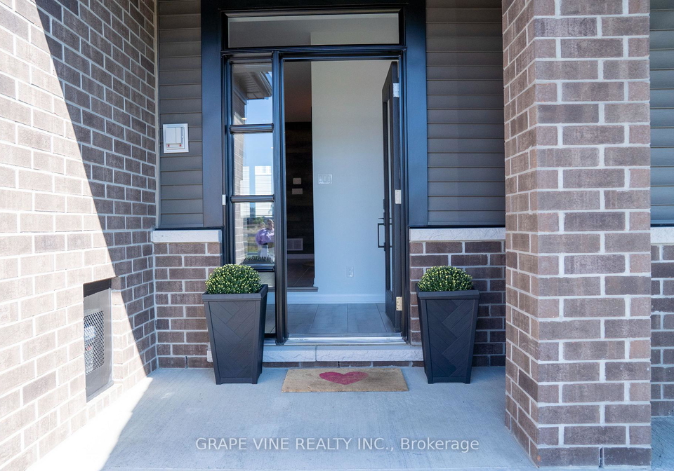 2057-caltra-crescent-ottawa-ontario-x12450433