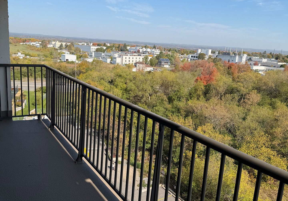 665-bathgate-drive-overbrook-castleheights-and-area-ottawa-ontario-x12450653
