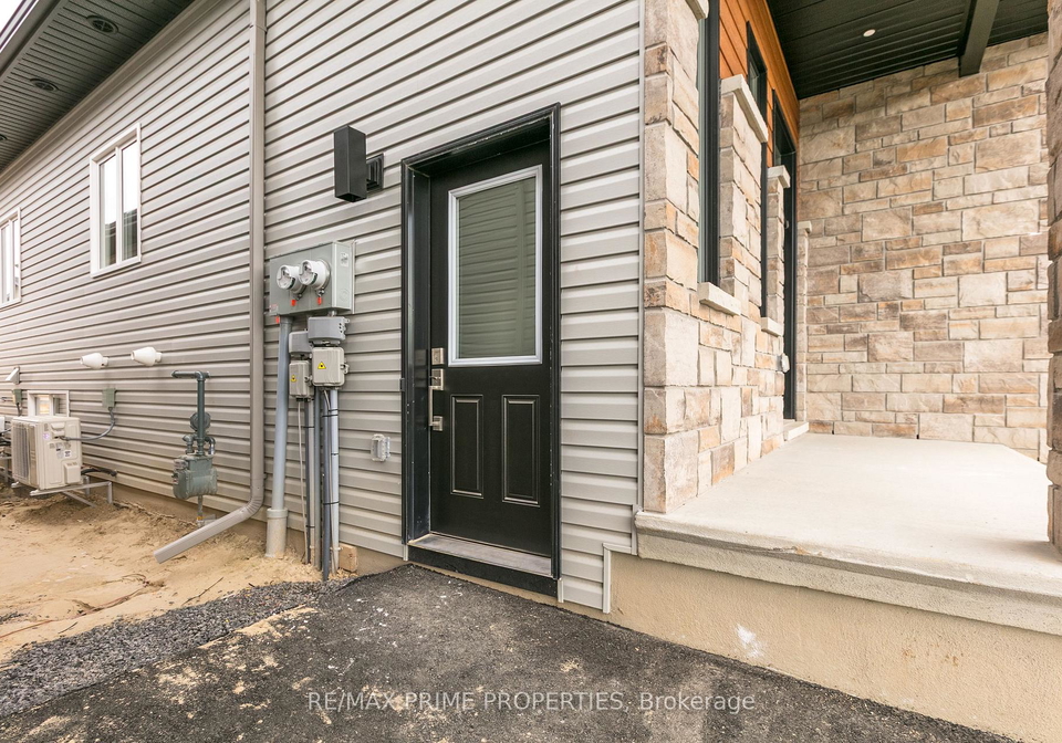 562-regina-street-russell-ontario-x12450657