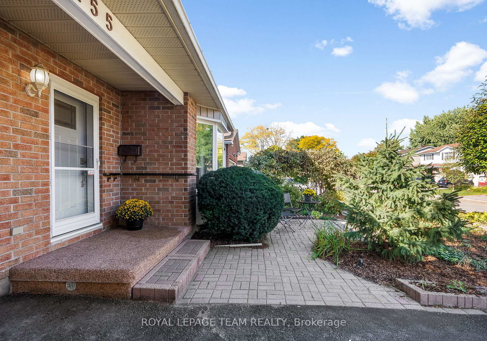 1155-sauterne-park-ottawa-ontario-x12450686