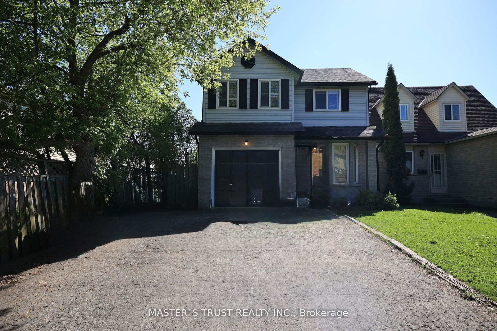 559-edinburgh-road-s-guelph-ontario-x12450877