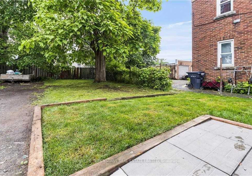 362-crowland-avenue-welland-ontario-x12450889
