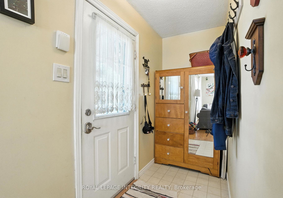 841-merivale-road-ottawa-ontario-x12451199
