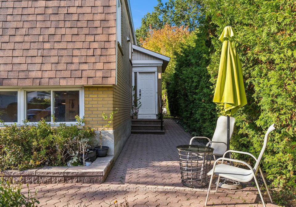 17-mulvagh-avenue-ottawa-ontario-x12451272
