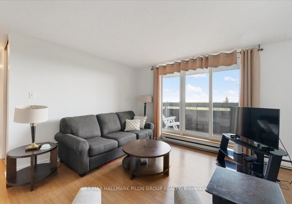 2020-jasmine-crescent-beacon-hill-north-south-and-area-ottawa-ontario-x12451277