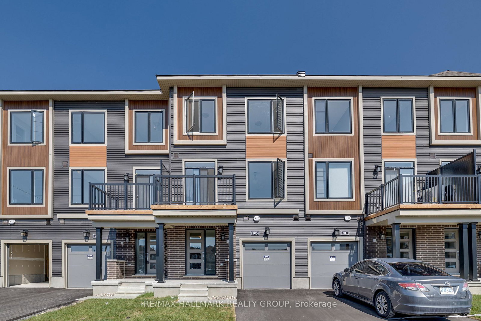 305-raheen-court-ottawa-ontario-x12451444