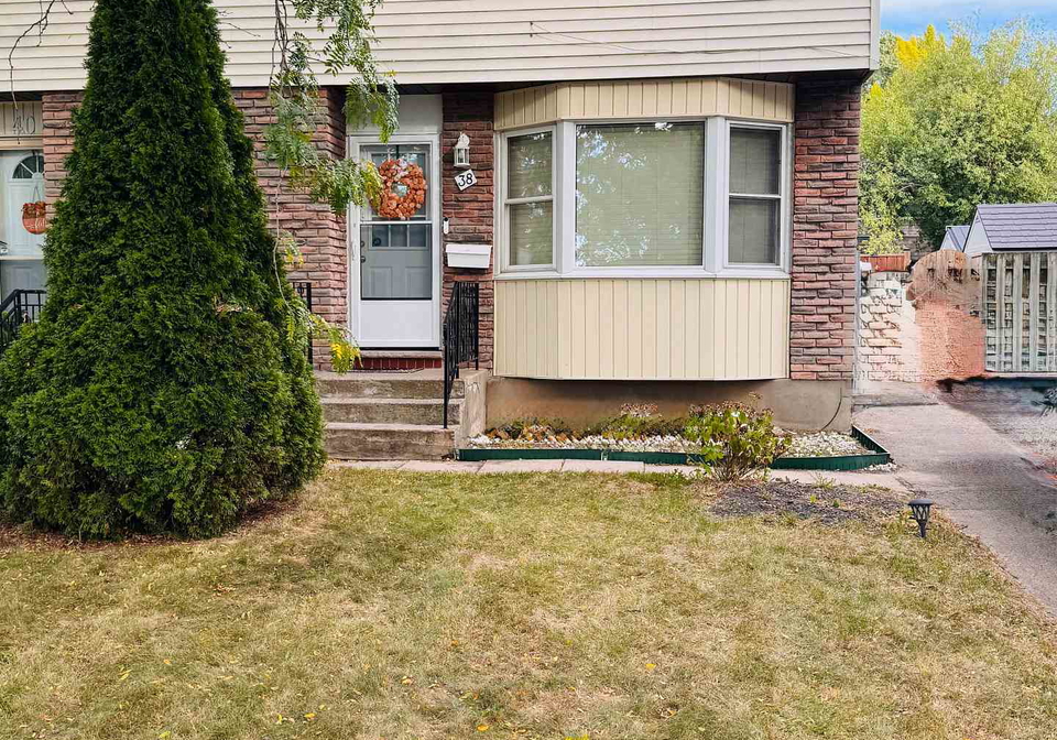 38-lafayette-drive-st-catharines-ontario-x12451608