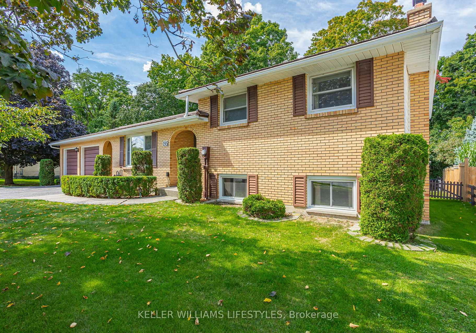 195-queen-street-north-middlesex-ontario-x12451656