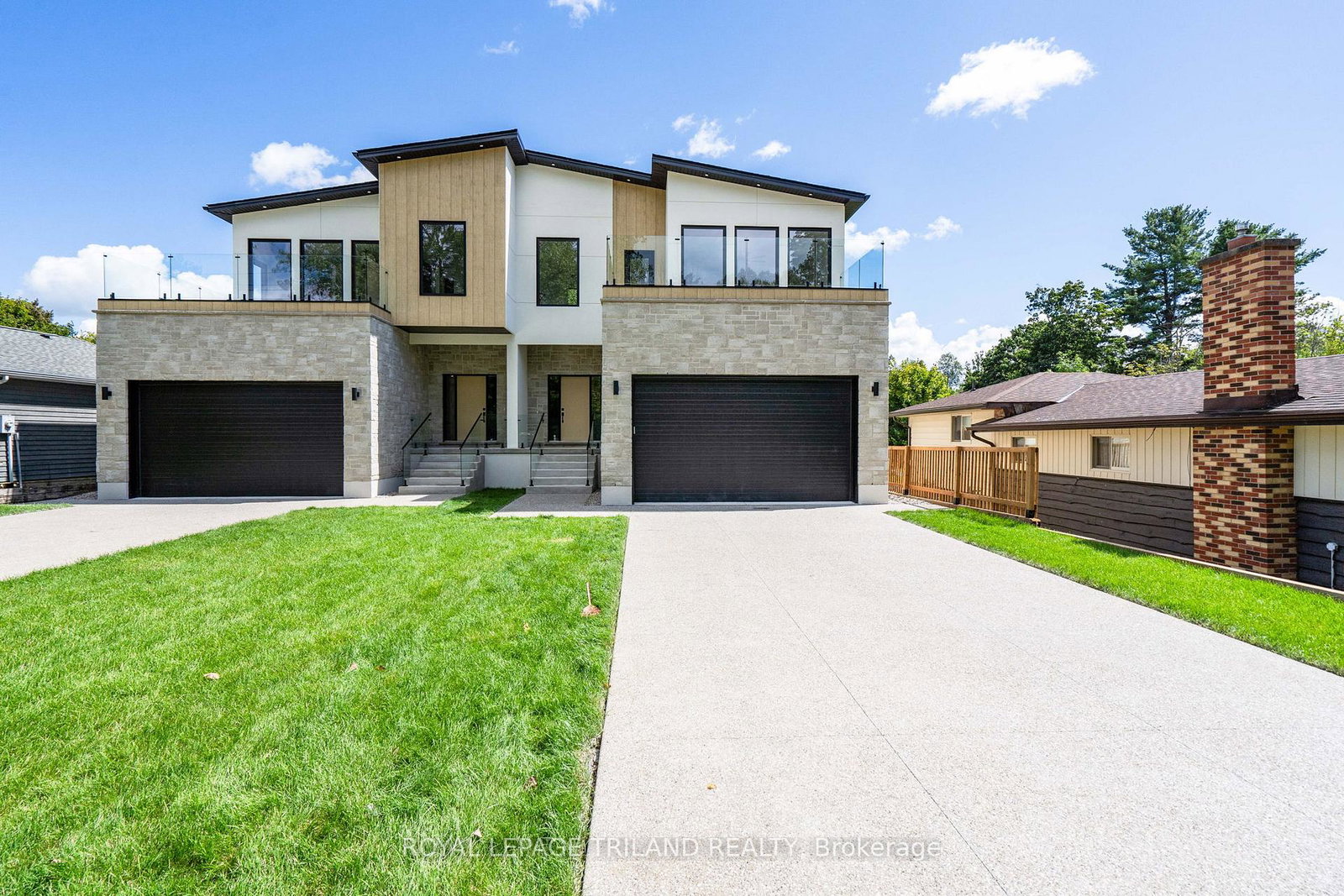 34-alberta-street-lambton-shores-ontario-x12451693