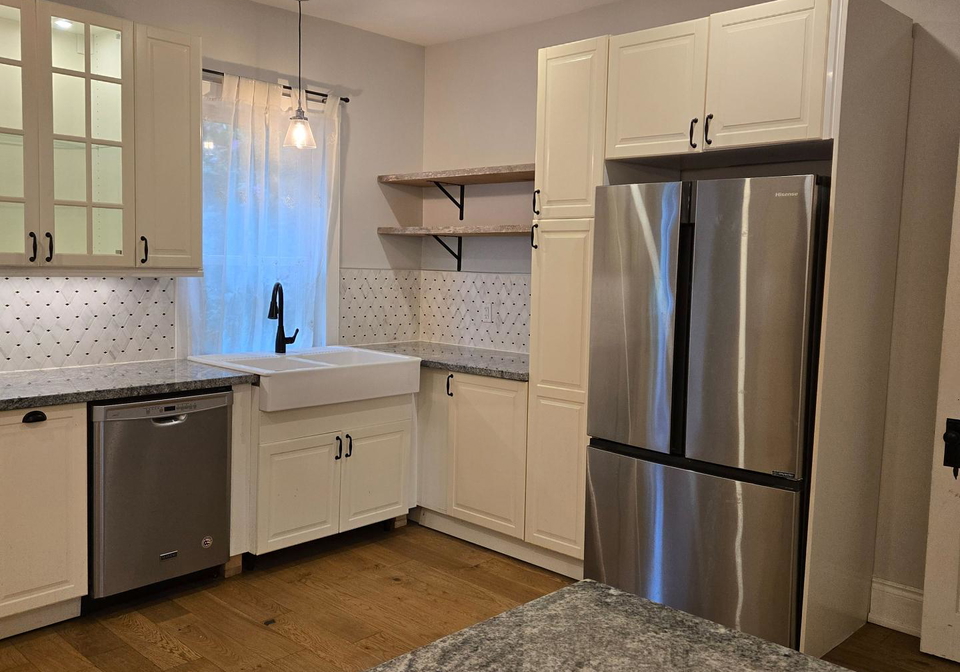 22-burlington-street-e-hamilton-ontario-x12451702