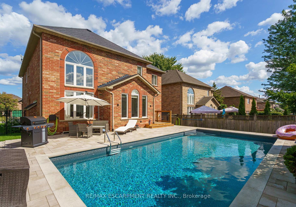104-davidson-boulevard-hamilton-ontario-x12451796