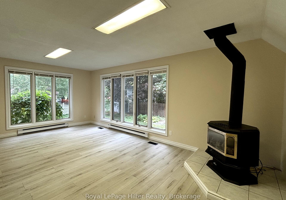 180-charles-street-stratford-ontario-x12451797