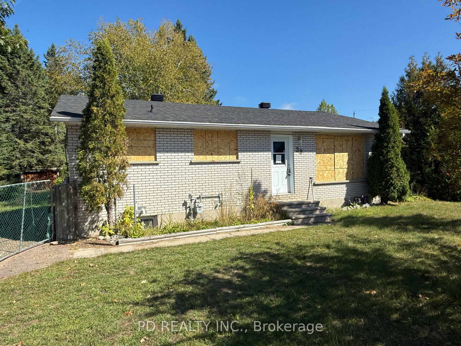 29-wilson-street-laurentian-hills-ontario-x12451966