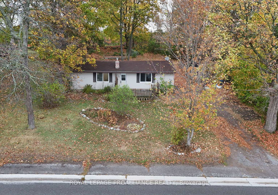2112-hamilton-road-quinte-west-ontario-x12451982