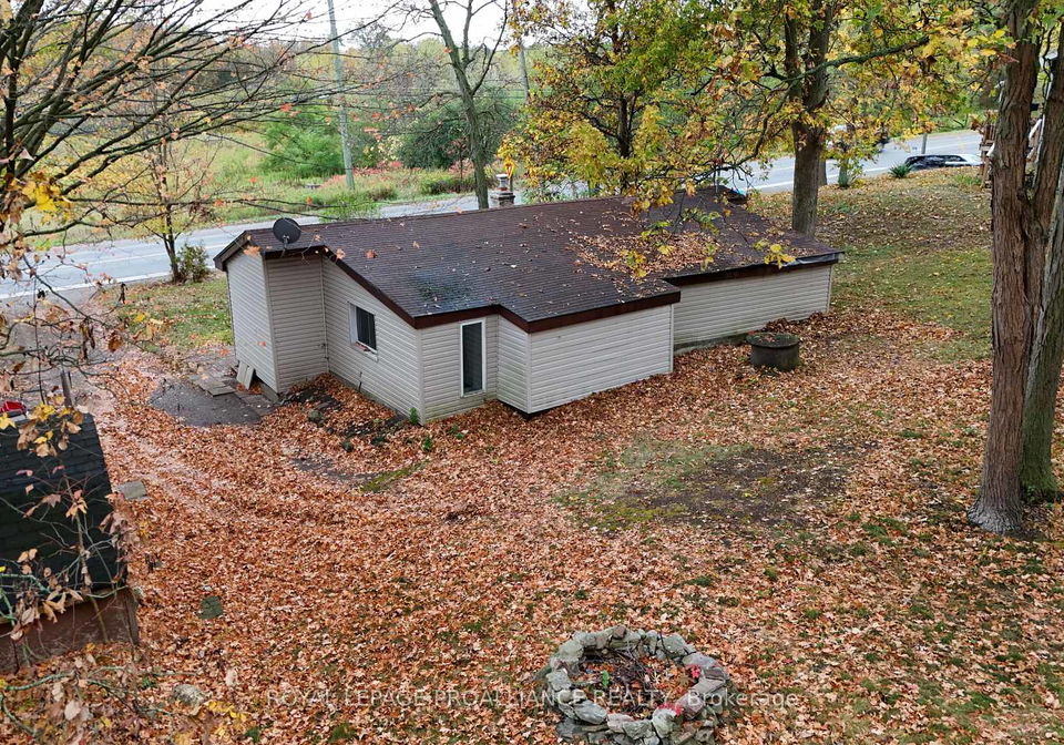 2112-hamilton-road-quinte-west-ontario-x12451982