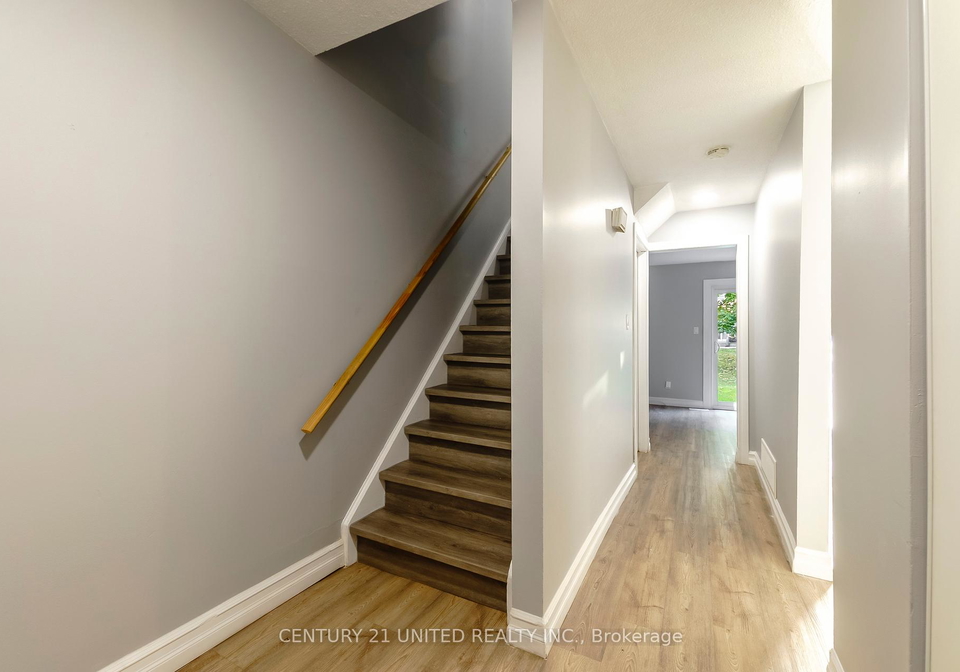 996-sydenham-road-peterborough-ontario-x12452217