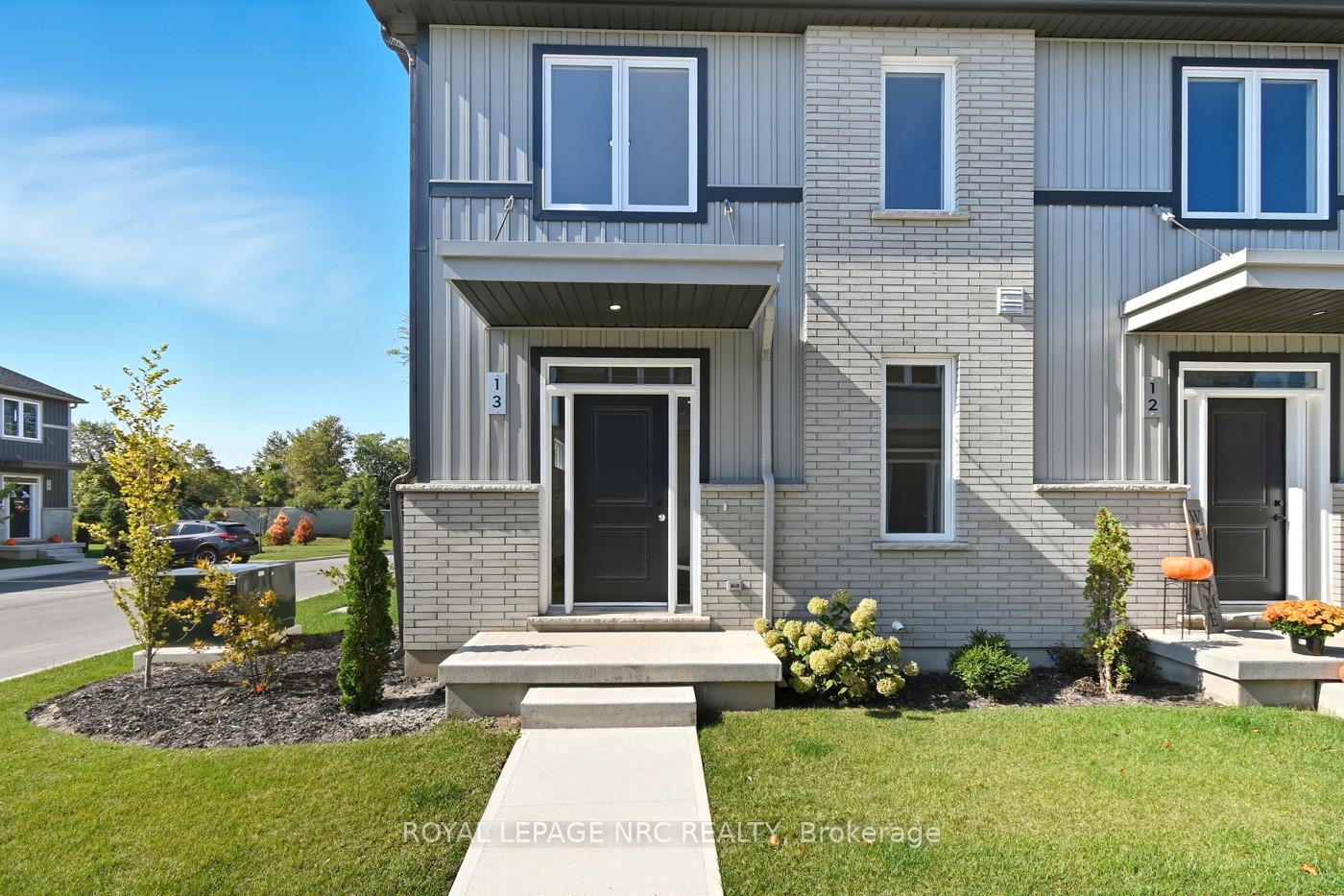 121a-moffatt-street-st-catharines-ontario-x12452271