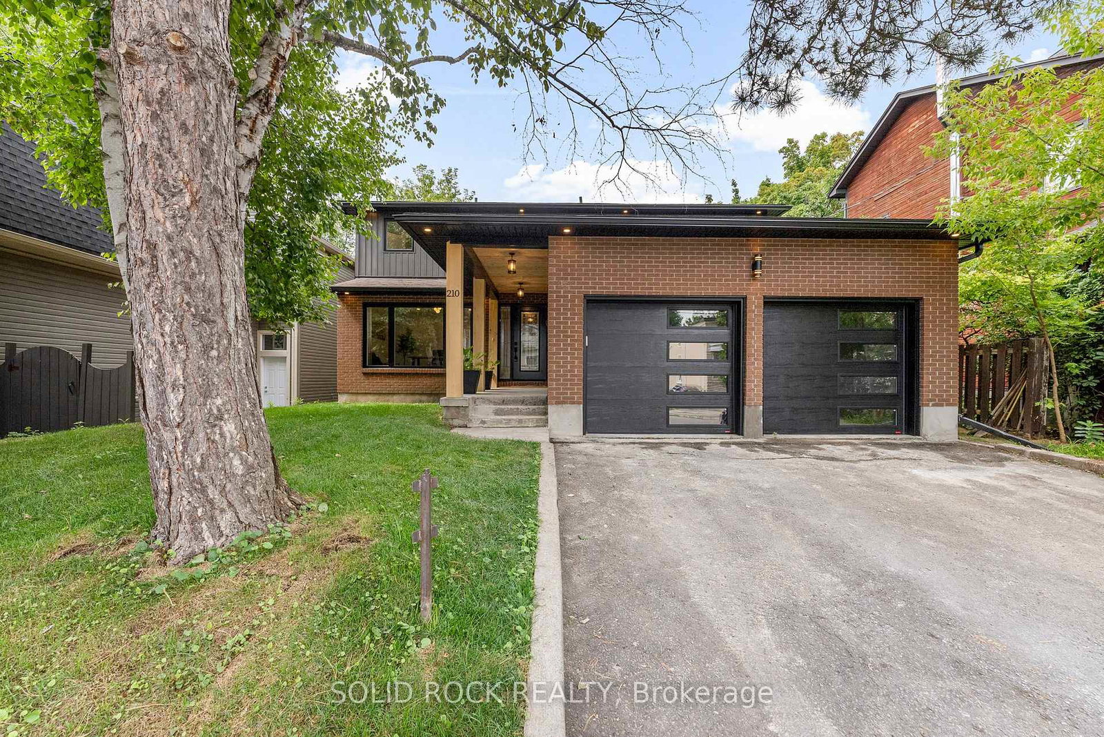 210-carleton-avenue-ottawa-ontario-x12452397