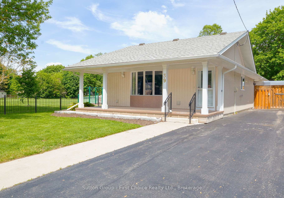 39-portia-boulevard-stratford-ontario-x12452408