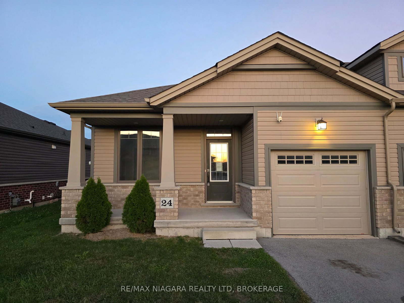 24-ellis-avenue-st-catharines-ontario-x12452512