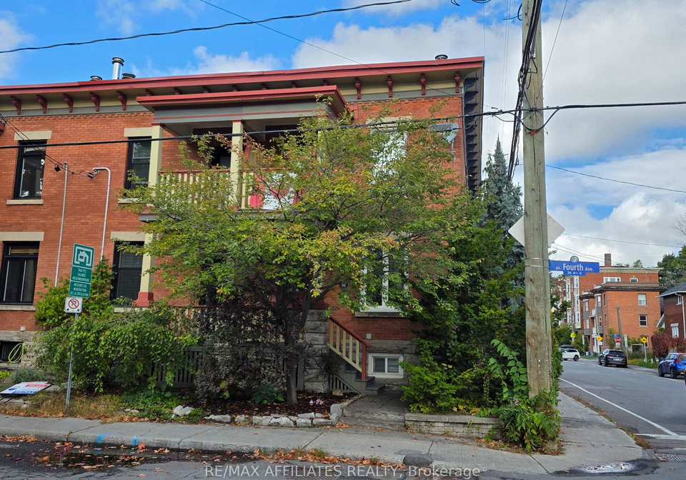 31-fourth-avenue-ottawa-ontario-x12452573
