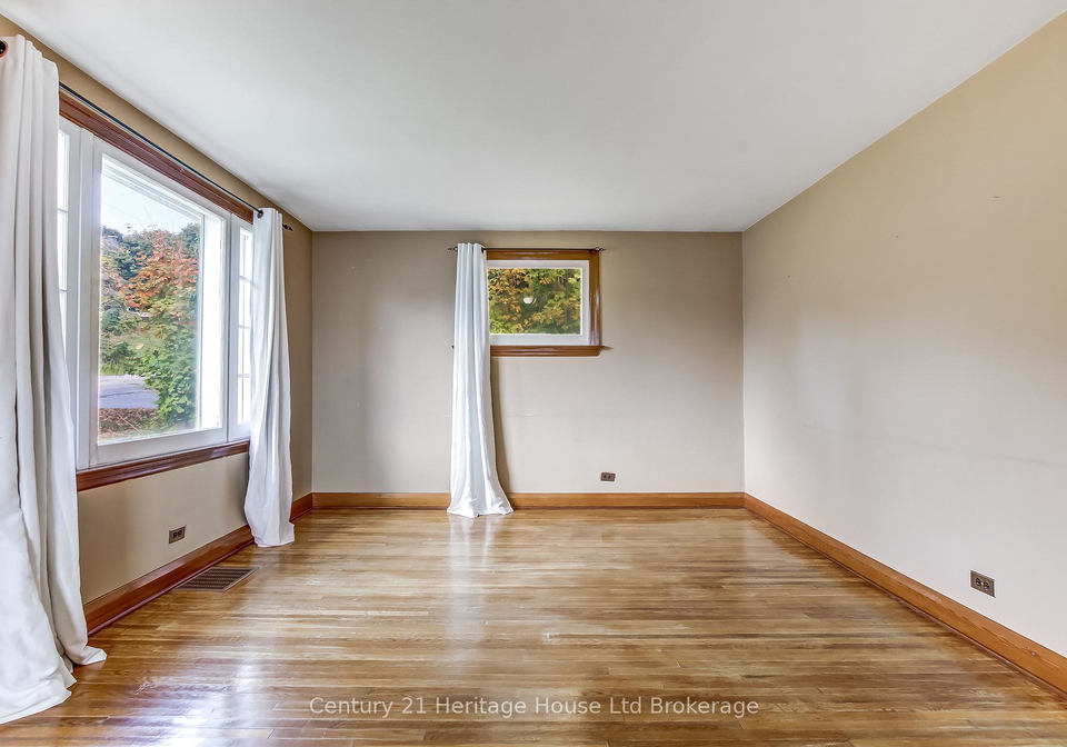 19-king-street-south-west-oxford-ontario-x12452584