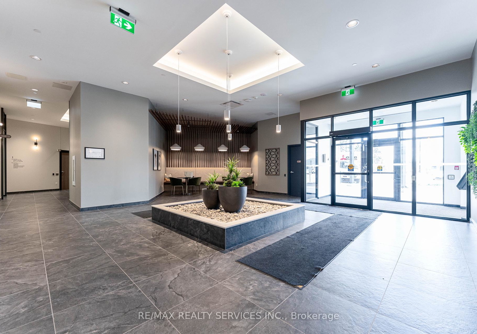 525-new-dundee-road-kitchener-ontario-x12453046