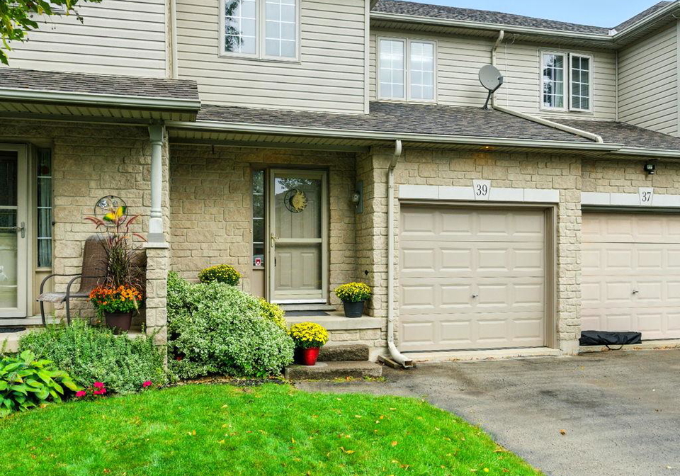 39-foxborough-drive-hamilton-ontario-x12453111
