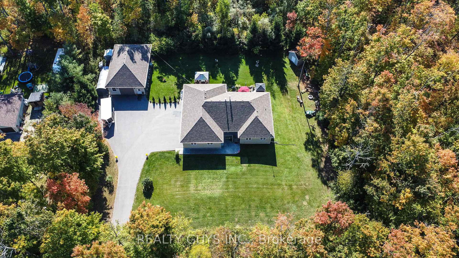 136-cottingham-road-kawartha-lakes-ontario-x12453397
