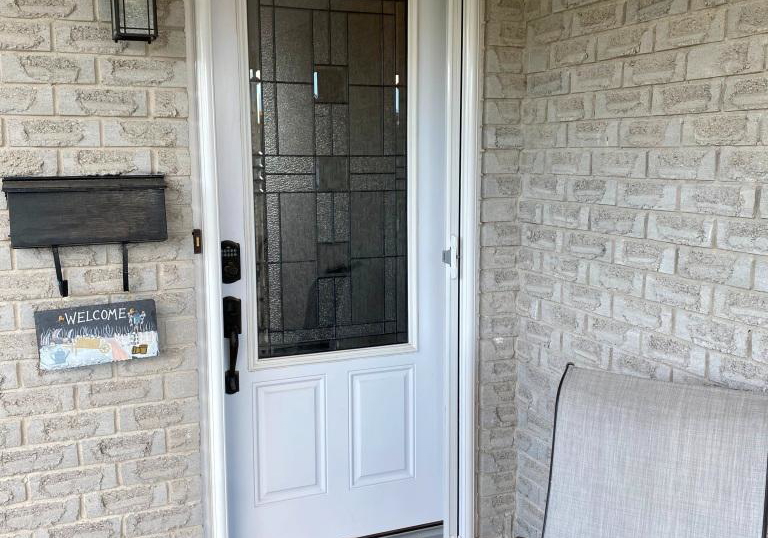 292-victoria-avenue-n-kawartha-lakes-ontario-x12453449