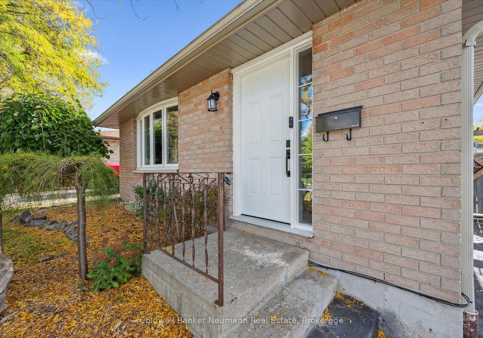 26-upton-crescent-guelph-ontario-x12453614