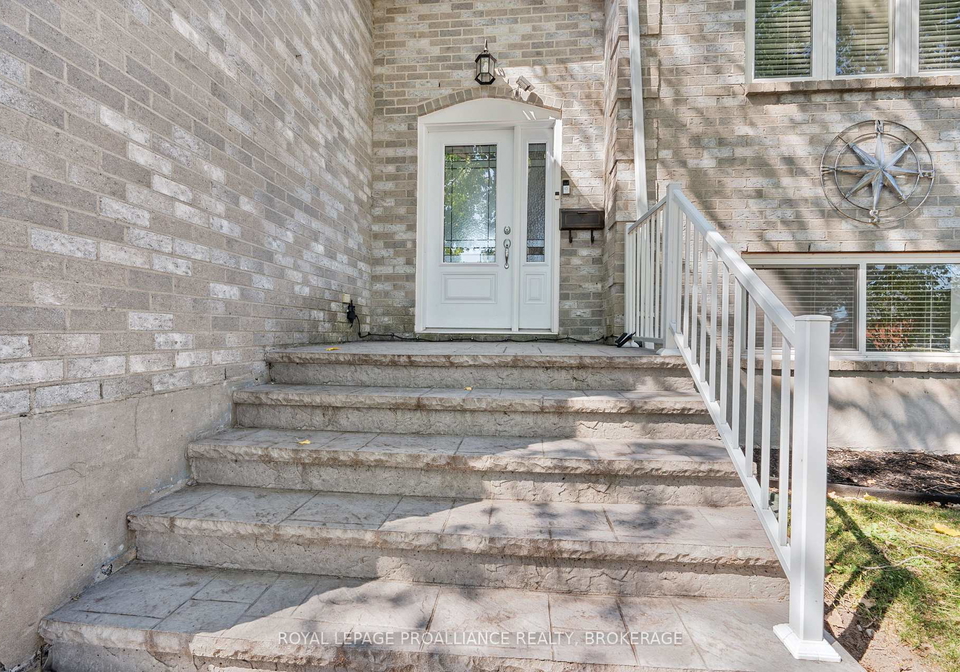 50-davey-crescent-loyalist-ontario-x12453639