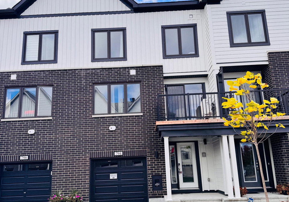 794-kinstead-private-s-ottawa-ontario-x12453699