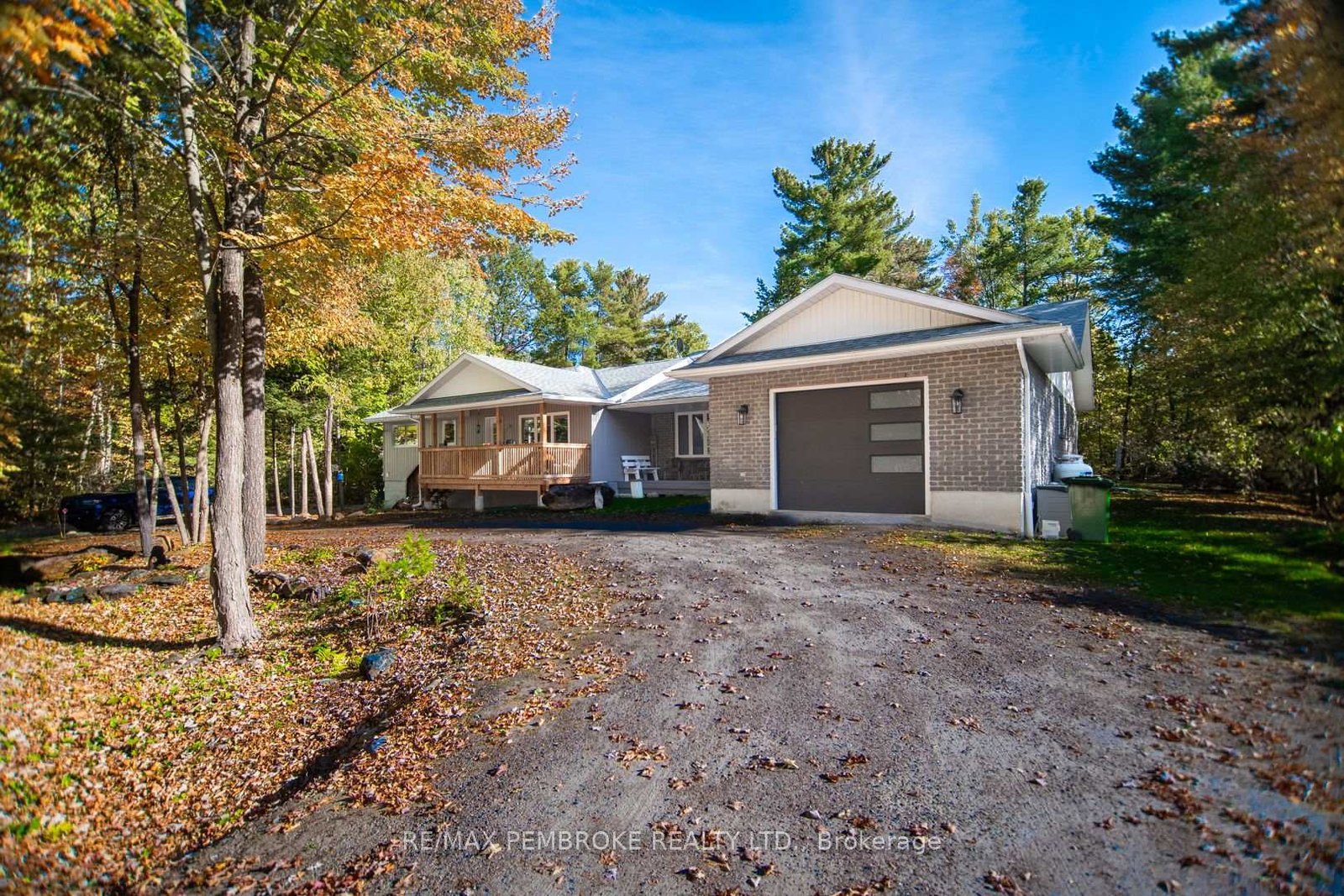 40-eileen-street-laurentian-valley-ontario-x12453790