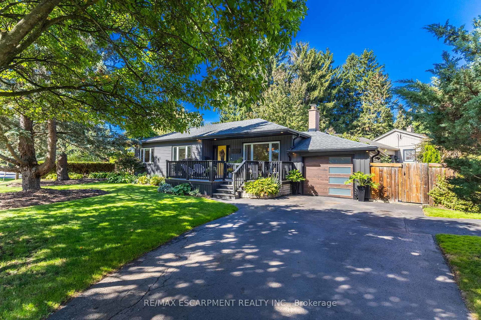 105-carrington-court-hamilton-ontario-x12453892