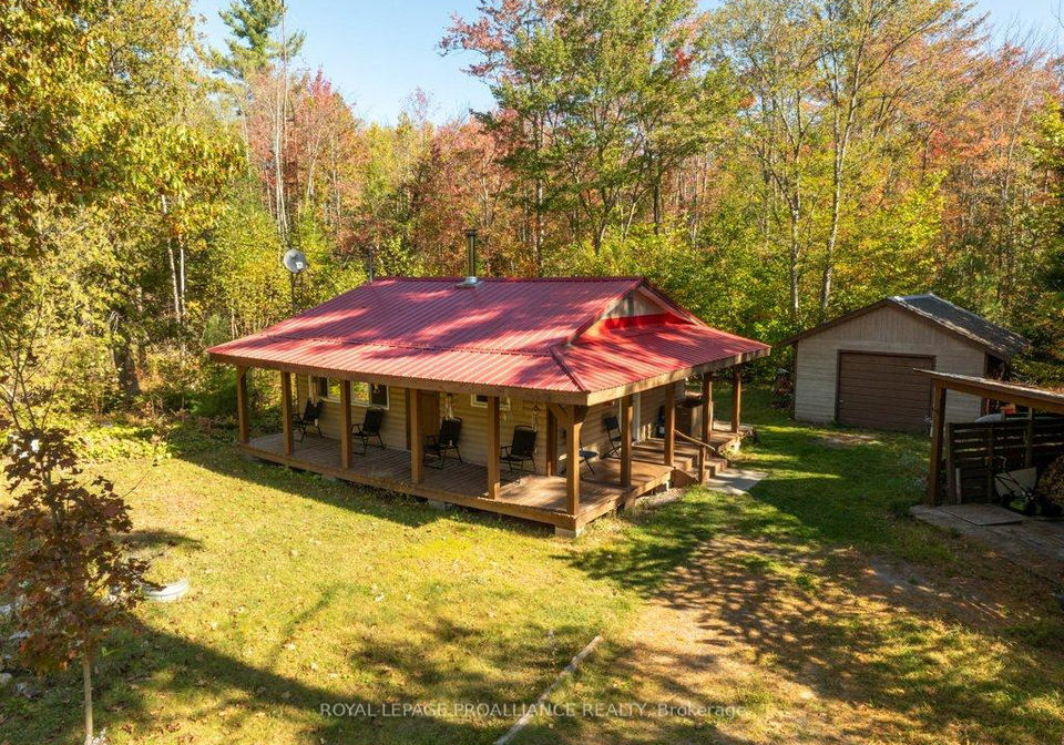 525-skootamatta-lake-road-frontenac-ontario-x12453940