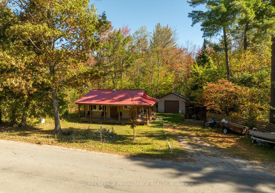 525-skootamatta-lake-road-frontenac-ontario-x12453940