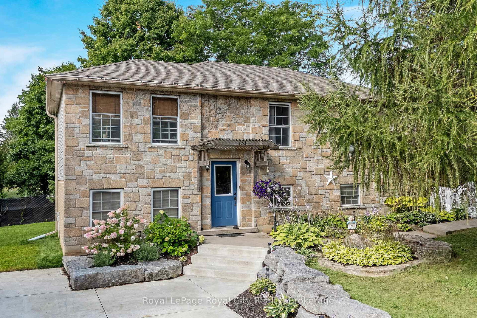 151-queen-street-guelpheramosa-ontario-x12453948
