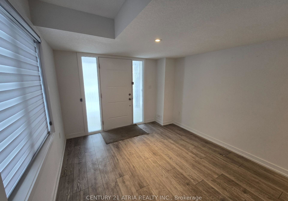 203-west-oak-trail-s-kitchener-ontario-x12453967
