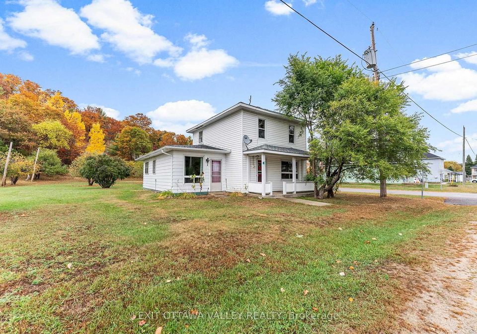 48-needham-street-madawaska-valley-ontario-x12454057