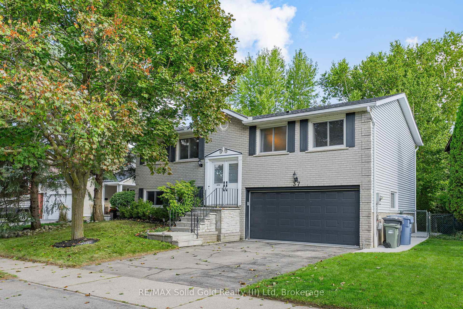 37-thornhill-drive-guelph-ontario-x12454185