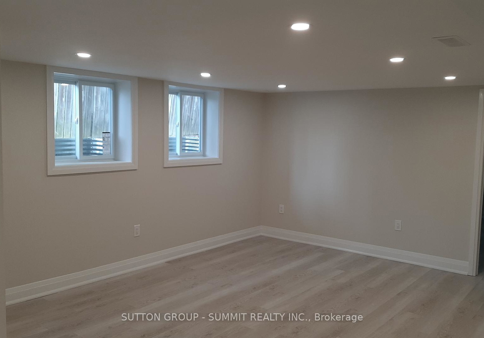 160-macassa-avenue-hamilton-ontario-x12454246