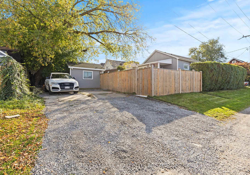 28-chelsea-street-st-catharines-ontario-x12454286