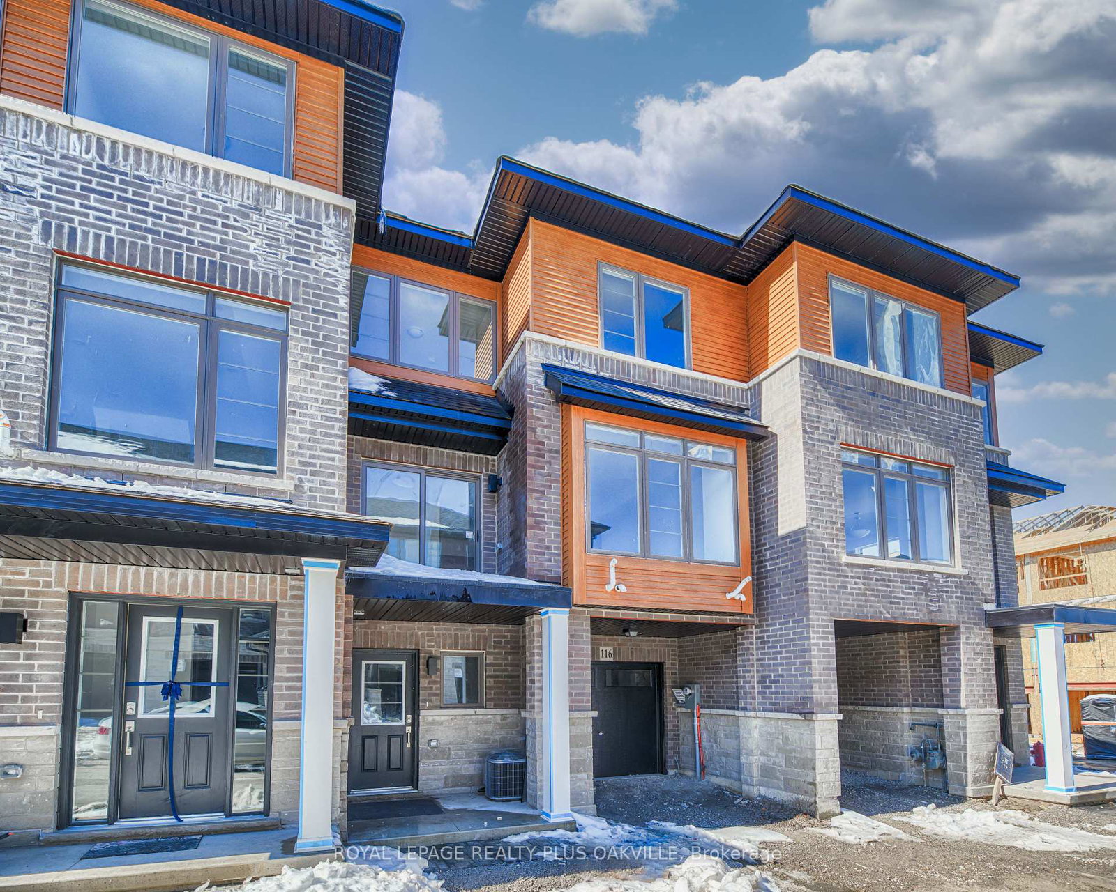 61-soho-street-hamilton-ontario-x12454385