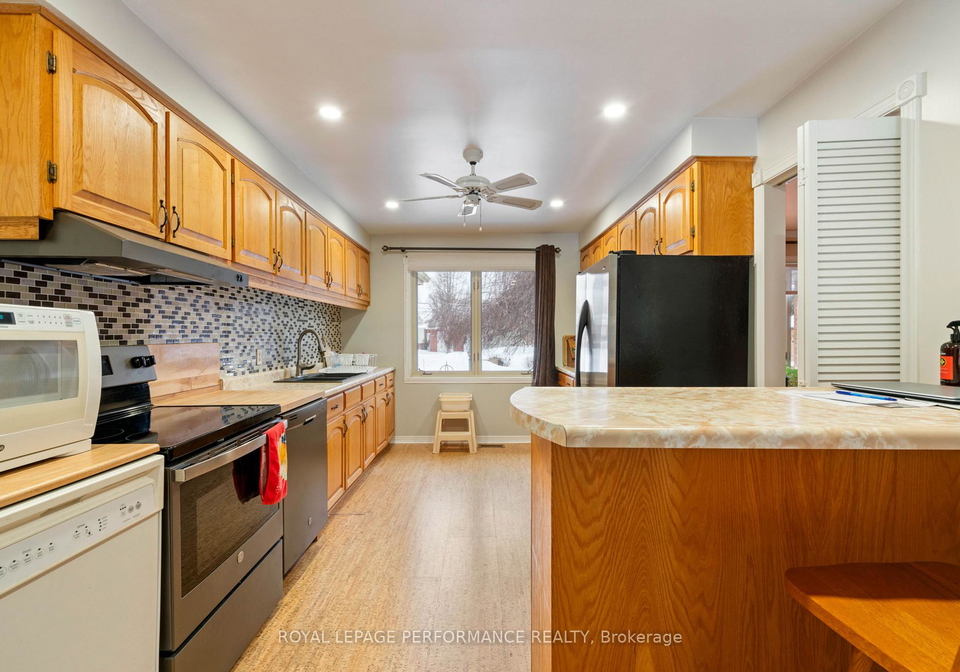 6275-macrae-court-south-glengarry-ontario-x12454432