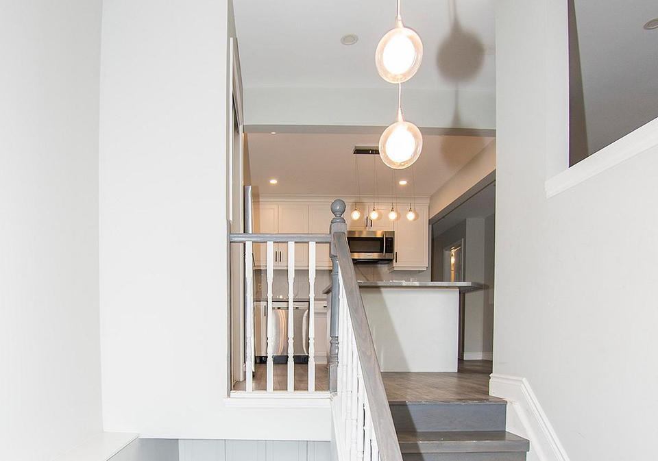 389-churchill-court-waterloo-ontario-x12454439